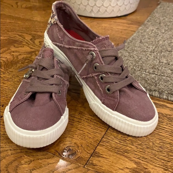 girls blowfish shoes